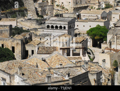 Matera, Italie est le plus remarquable exemple d'intact, règlement troglodytes dans la région méditerranéenne, et date de l'ère paléolithique. Banque D'Images