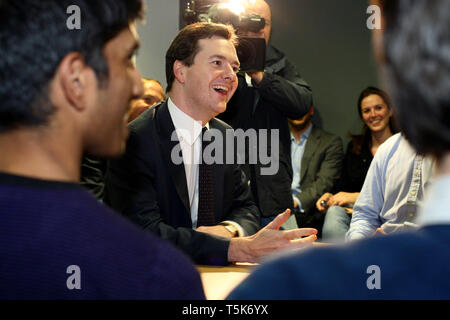 George Osborne MP parlant aux élèves à Cass Business School. Londres. 24.02.2010 Banque D'Images