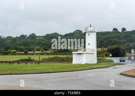 Le becquet, France - 16 août 2018 : Phare dans le becquet de Tourlaville est un village de Cherbourg-en-Cotentin. Manche , Normandie, France Banque D'Images