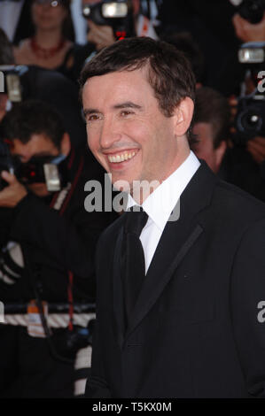 CANNES, FRANCE. 24 mai 2006 : l'acteur Steve Coogan au gala screening for 'Marie Antoinette' à la 59e Annual International Film Festival de Cannes. © 2006 Paul Smith / Featureflash Banque D'Images