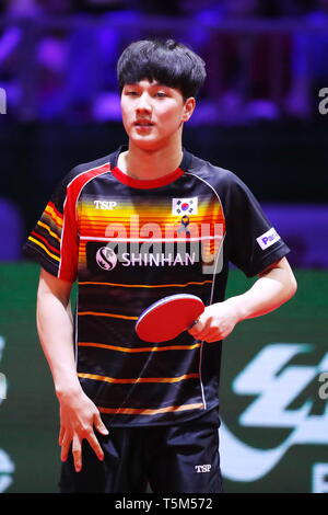 Un Jaehyun (KOR), 25 avril 2019 - Tennis de Table : Championnats du Monde de Tennis de Table 2019 masculin 16 match au parc des expositions HUNGEXPO Budapest Fair Center, Budapest, Hongrie. (Photo de Sho Tamura/AFLO SPORT) Banque D'Images