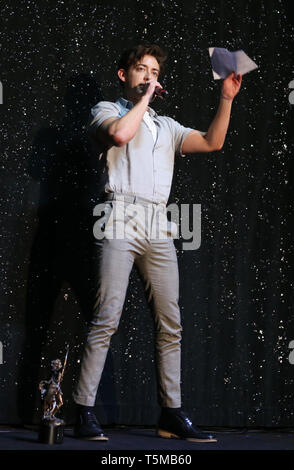 Los Angeles, Californie, USA. Apr 25, 2019. Los Angeles, Californie, USA. Apr 25, 2019. Kevin McHale, arrive à 2019 Gala Artemis l'intérieur, à l'ArcLight Hollywood à Beverly Hills, en Californie, le 25 avril 2019 Credit : Faye Sadou/MediaPunch MediaPunch Crédit : Inc/Alamy Live News Banque D'Images