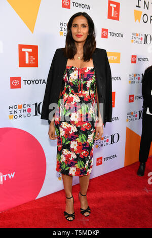 10e femmes dans le Sommet mondial, les arrivées, New York, USA - 10 Apr 2019 - Padma Lakshmi Banque D'Images