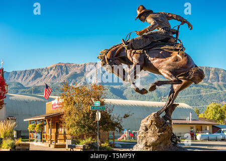 Sculpture par Austin Barton dans le centre-ville de Joseph, Oregon, USA Banque D'Images