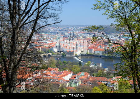 Prague - Vue de la colline de Petrin Banque D'Images