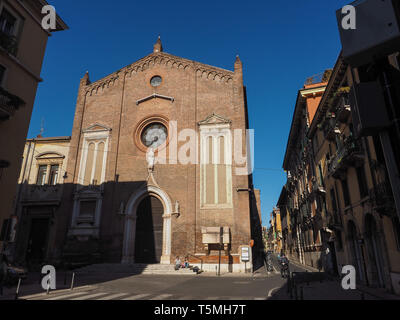 Vérone, Italie - circa 2019 MARS : Sant'Eufemia church Banque D'Images