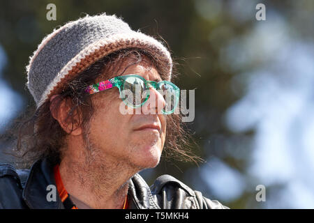 Andrea Satta, têtes de bois pour vendredi pour de futures (École grève pour le climat) et Greta Thunberg - Rome, Italie - 19 Avril 2019 Banque D'Images