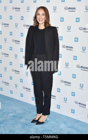 INGLEWOOD, CA - 25 avril : Natalie Portman arrive à la journée nous Californie 2019 au Forum le 25 avril 2019 à Inglewood, Californie. Banque D'Images