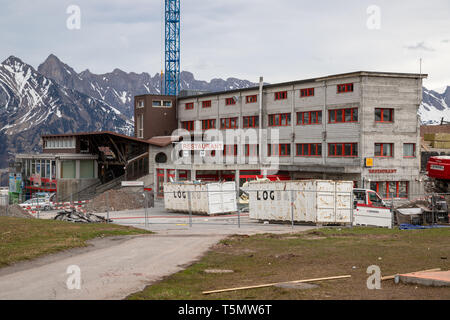 Télécabine Maschgenkamm démolition à Flumserberg, Suisse. Banque D'Images