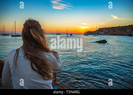 La plage de Cala Tarida. Sant Josep de sa Talaia. L'île d'Ibiza. Iles Baléares. Îles. Espagne Banque D'Images