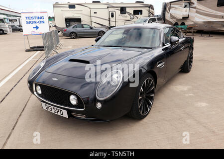 Trois-quart vue frontale d'un 2013, David Brown Speedback GT, à l'affiche dans le Paddock, au cours de la Journée des médias classique Silverstone 2019 Banque D'Images