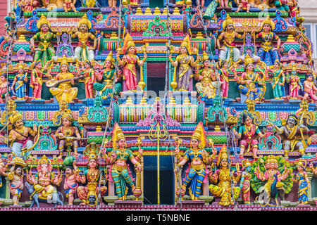 À SINGAPOUR Le Sri Veeramakaliamman Temple. Le Temple Hindou date de 1881. Banque D'Images