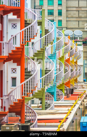 La ville de Singapour et d'escaliers en spirale. Banque D'Images