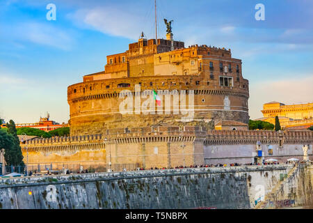 Castel Saint Angelo Rome Italie. Mausolem initialement l'empereur Hadrien en 134 AD Banque D'Images