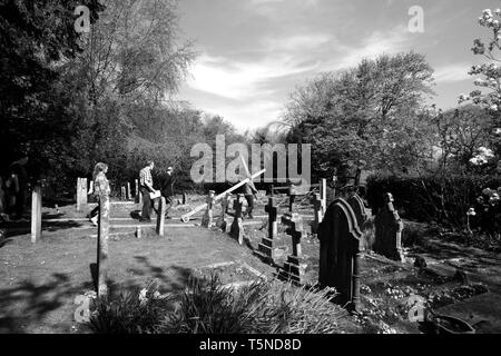 Procession de foi religieuse, le Vendredi Saint 2019, Ventnor, île de Wight, au Royaume-Uni. Banque D'Images