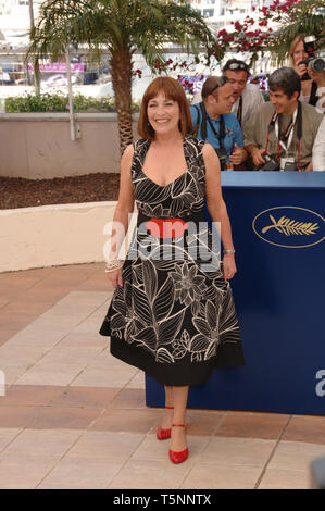 CANNES, FRANCE. 19 mai 2006 : l'actrice Carmen Maura au photocall pour 'Volver' à la 59e Annual International Film Festival de Cannes. © 2006 Paul Smith / Featureflash Banque D'Images