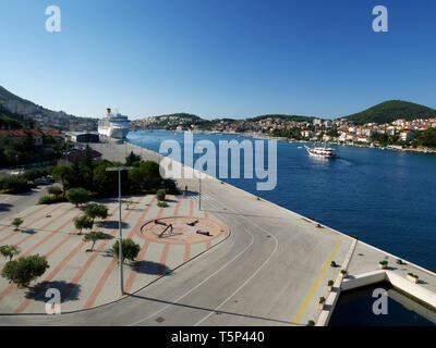 Dubrovnik, Croatie, le terminal de croisière. Banque D'Images