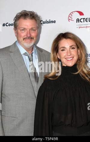 25 avril 2019 - Los Angeles, CA, USA - LOS ANGELES - APR 25 : Christian Vincent, Peri Gilpin au frais comédie, Cuisine chaude 2019 au Beverly Wilshire Hotel le 25 avril 2019 à Los Angeles, CA (crédit Image : © Kay Blake/Zuma sur le fil) Banque D'Images