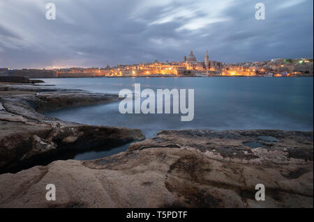 Voir à La Valette, Malte Sliema de mer. Banque D'Images
