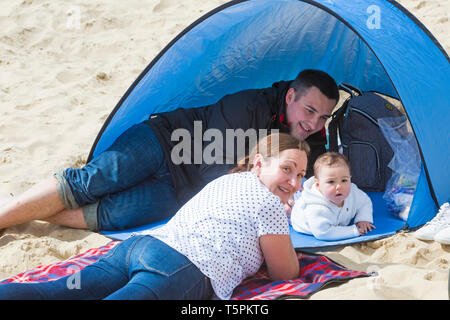 Bournemouth, Dorset, UK. 26 avr 2019. Météo France : le calme avant la tempête, comme le renforcement des vents et de la pluie suivie peu après que les approches Hannah à Bournemouth. Credit : Carolyn Jenkins/Alamy Live News Banque D'Images