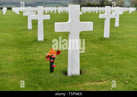 Henri Chapelle, Belgique. Apr 23, 2019. Henri-Chapelle American Cemetery and Memorial, en Belgique, près de ville de Henri-Chapelle, 23. Avril 2019. Henri-Chapelle American Cemetery and Memorial est une seconde guerre mondiale guerre cimetière militaire américain tombe. C'est l'un des trois cimetières de guerre américain en Bel | utilisée dans le monde entier : dpa Crédit/Alamy Live News Banque D'Images