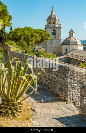 Église Chiesa San Lorenzo à Portovenere en Ligurie, Nord-Ouest de l'Italie Banque D'Images