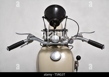 Moto d'epoca 175 Taurus Marca : Taureau modello : 175 U3 nazione : Milano - Italia e Modena anno : 1934 conditions : restaurata cilindrata : Banque D'Images