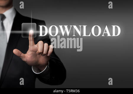 La technologie, internet, réseau, concept d'affaires - man in suit appuie sur le bouton de l'interface tactile virtuel - Mot anglais Télécharger Banque D'Images