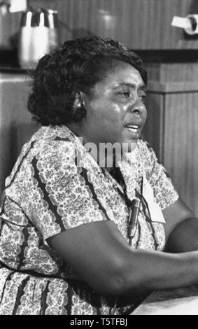 Fannie Lou Hamer, le Mississippi Freedom Parti Démocratique, délégué de la Convention Nationale Démocratique, Atlantic City, New Jersey, USA, Warren K. Leffler, Août 22, 1964 Banque D'Images