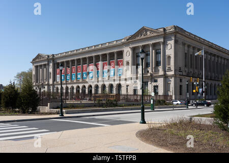 La Bibliothèque centrale de la promenade ouvert pour l'entretien à son emplacement actuel au 1901 Vine Street sur Logan Square., une partie de la bibliothèque libre de Philadelphie Banque D'Images