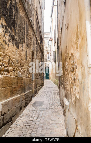 Ancienne petite ruelle de la ville de Bordeaux Banque D'Images