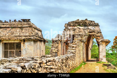 Le Palais du Maya Site archéologique de Palenque, Mexique Banque D'Images