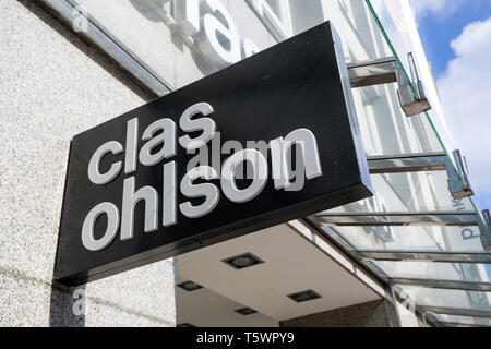 Direction générale de la clas Ohlson à Hambourg, Allemagne. Clas Ohlson est une chaîne de magasins de matériel suédois et la société. Banque D'Images