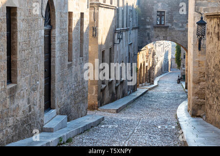 La Grèce, Rhodes, Rhodes vieille ville, rue des principaux Chevaliers de Rhodes (Ippoton) Banque D'Images