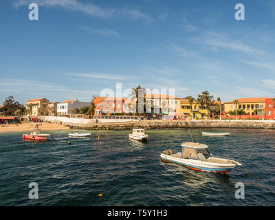 Gorée, Sénégal- 2 février 2019 : Avis de maisons colorées sur l'île de Gorée. Gorée. Dakar, Sénégal. L'Afrique. Banque D'Images