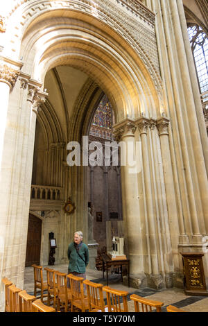 Bayeux, France - 01 septembre 2018 : Une vue de l'intérieur de la cathédrale Notre-Dame de Bayeux. Département du Calvados, Normandie, France Banque D'Images