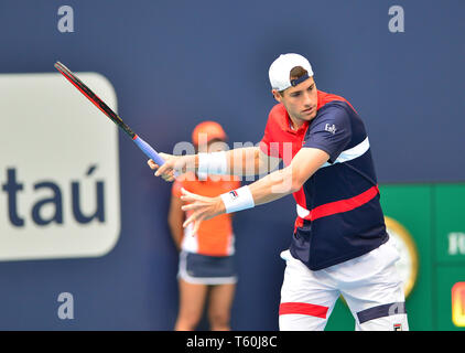 Open de Miami 2019 Jour 10 présenté par Itau au Hard Rock Stadium avec : John Isner Où : Miami Gardens, Florida, United States Quand : 27 mars 2019 Credit : Johnny Louis/WENN.com Banque D'Images
