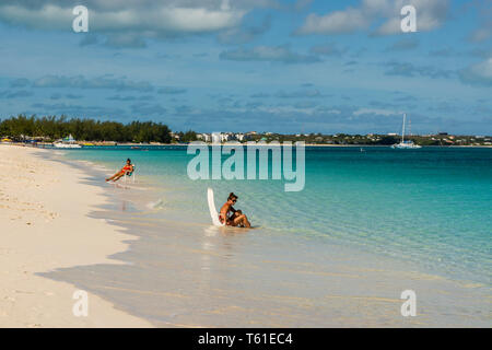 Grace Bay Beach, Providenciales, Turks et Caicos, Caraïbes. Banque D'Images