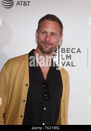 New York, USA. Apr 27, 2019. Alexander Skarsgård assiste à la première de 'The Kill Team" au cours de la 2019 Tribeca Film Festival au Théâtre Stella Artois Crédit : Ccmb ccu recommande le 27 avril 2019 à New York. Photo : Jeremy Smith/Espace d'image/media/Alamy Punch Live News Banque D'Images