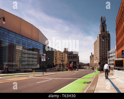 Rochester, New York, USA. Le 25 avril 2019. Le centre-ville de Rochester, NY sur une belle après-midi de semaine de printemps Banque D'Images