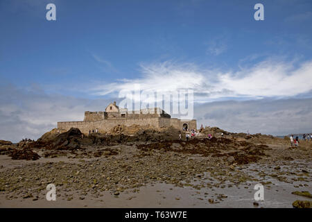 Fort National en face de Saint Malo Banque D'Images