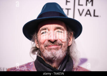 New York, New York, USA. Apr 28, 2019. Acteur et voix de plusieurs personnages Harry Shearer assiste à ''Tribeca TV : Les Simpsons 30e anniversaire'' au cours de la 2019 Tribeca Film Festival au CCMB Tribeca PAC le 28 avril 2019 à New York. Crédit : William Volcov/ZUMA/Alamy Fil Live News Banque D'Images