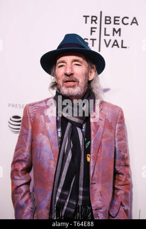 New York, New York, USA. Apr 28, 2019. Acteur et voix de plusieurs personnages Harry Shearer assiste à ''Tribeca TV : Les Simpsons 30e anniversaire'' au cours de la 2019 Tribeca Film Festival au CCMB Tribeca PAC le 28 avril 2019 à New York. Crédit : William Volcov/ZUMA/Alamy Fil Live News Banque D'Images