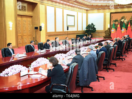 (190429) -- BEIJING, 29 avril 2019 (Xinhua) -- le président chinois Xi Jinping rencontre le président portugais Marcelo Rebelo de Sousa à Beijing, capitale de Chine, le 29 avril 2019. (Xinhua/Zhai Jianlan) Banque D'Images