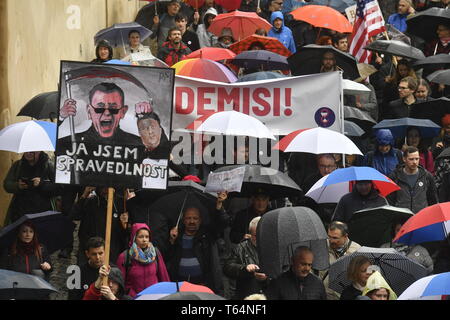 Mars pour pouvoir judiciaire indépendant contre la nomination de Marie Benesova en tant que nouveau ministre de la justice, organisé par millions d'instants pour la démocratie group à Prague, République tchèque, le 29 avril 2019. (CTK Photo/Vit Simanek) Banque D'Images