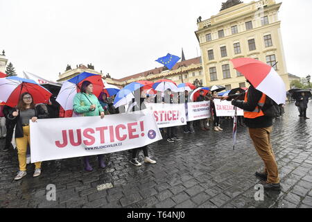 Mars pour pouvoir judiciaire indépendant contre la nomination de Marie Benesova en tant que nouveau ministre de la justice, organisé par millions d'instants pour la démocratie group à Prague, République tchèque, le 29 avril 2019. (CTK Photo/Vit Simanek) Banque D'Images