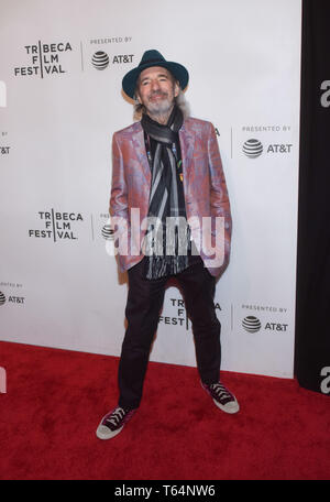 New York, New York, USA. Apr 28, 2019. Harry Shearer assiste à 'Les Simpsons' 30e anniversaire pendant le Festival du film de Tribeca 2019 à la Stella Artois Theater Crédit : Ccmb ccu recommande le 28 avril 2019 à New York. Photo : Jeremy Smith/Espace d'image/media/Alamy Punch Live News Banque D'Images