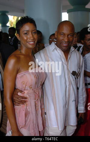 MIAMI - 16 juillet : DirectorJohn et Singleton épouse Akosua Busia au Film La vie 8e édition du Festival du Film Noir américain à la Jackie Gleason Theater Le 16 juillet 2005, à Miami, en Floride. People : Nia Long et le réalisateur John Singleton Banque D'Images