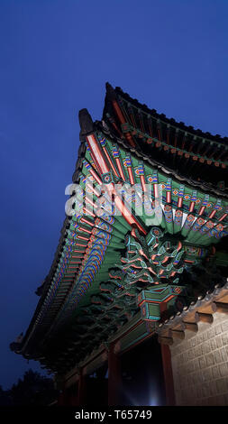 Palais Changgyeonggung à Séoul, beau palais , beau modèle de toit. Banque D'Images