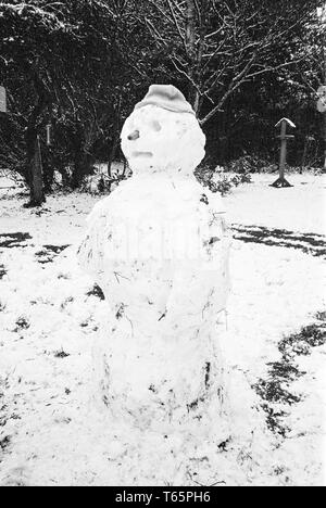 Snowman, Medstead, Hampshire, Angleterre, Royaume-Uni. Banque D'Images